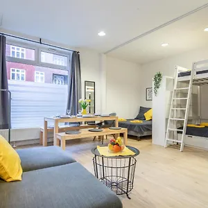Apartment Studio Loft With Walk-in Rain-shower